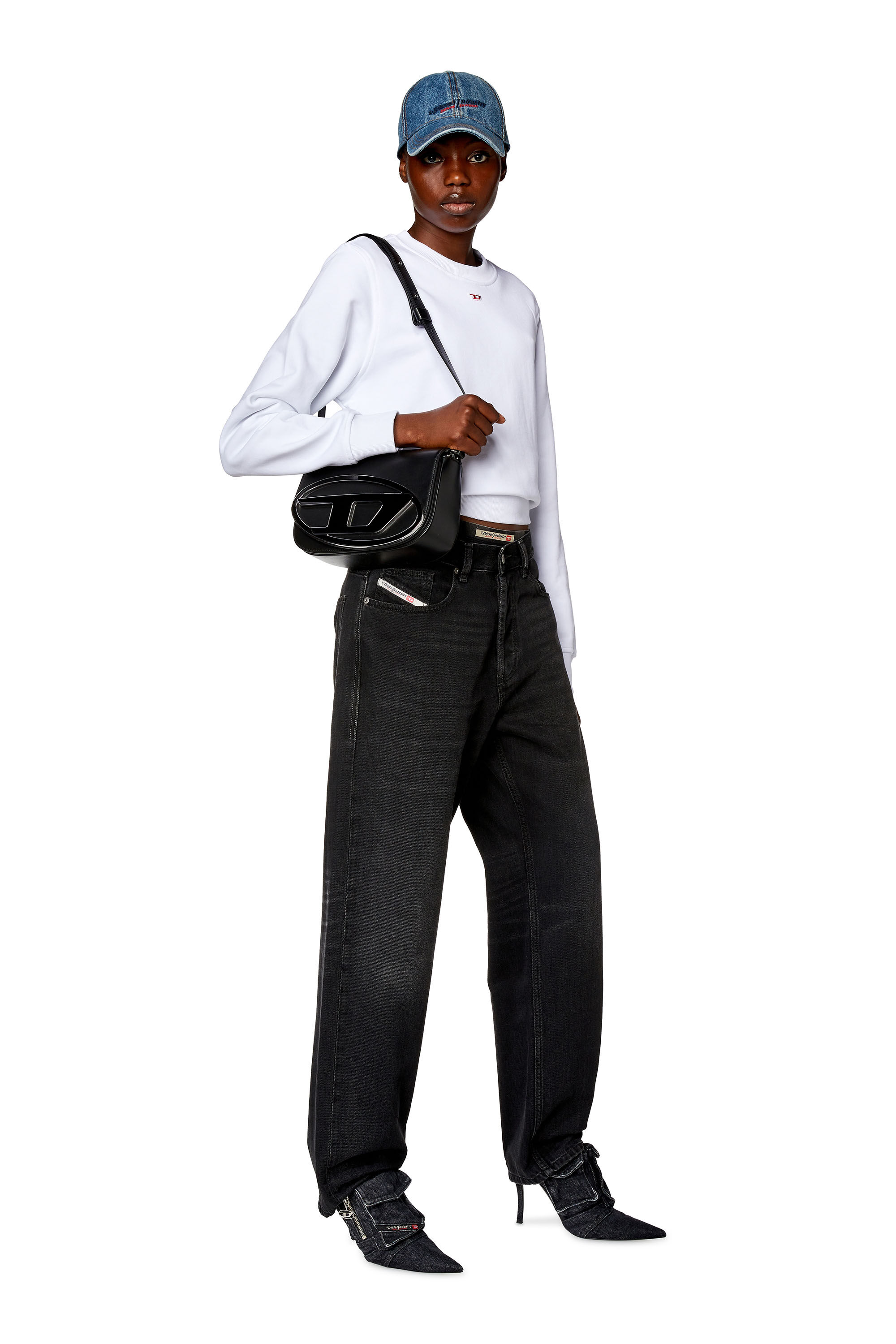 Diesel - 1DR M, Woman's 1DR M-Iconic medium shoulder bag in leather in Black - 6