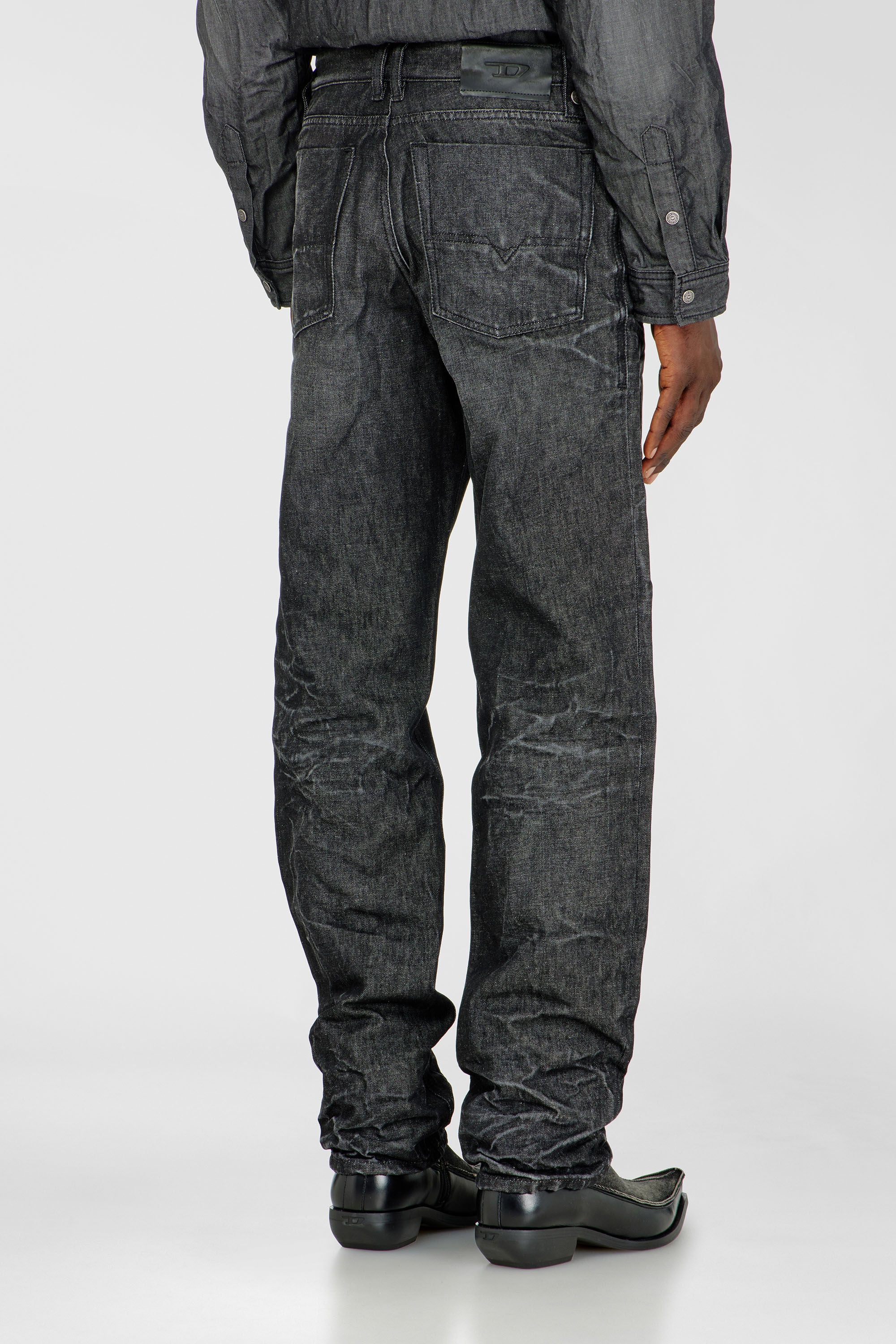 Diesel - Man's Regular Jeans 1991 D-Voeed 09R39, Black/Dark grey - 5