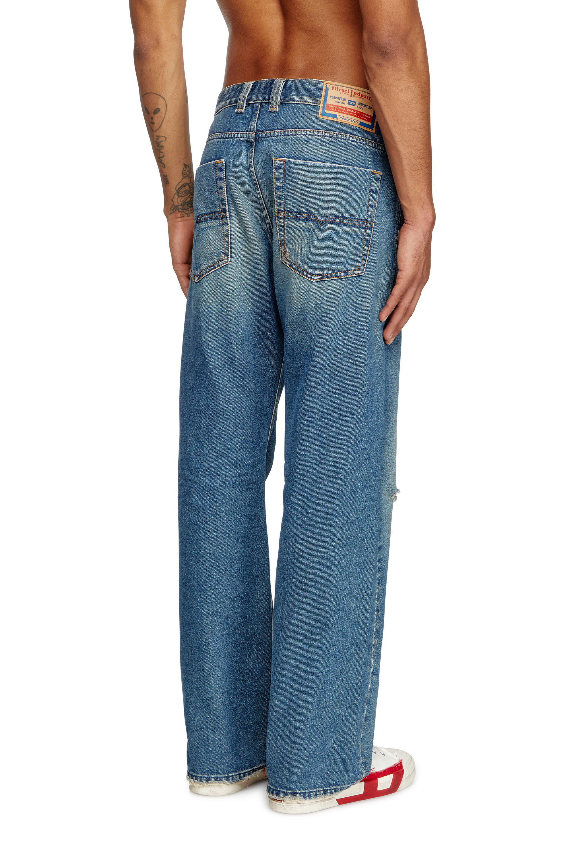 Men's Relaxed Jeans | Medium blue | Diesel 1980 D-Eeper Men's Relaxed Jeans | Medium blue | Diesel 1980 D-Eeper