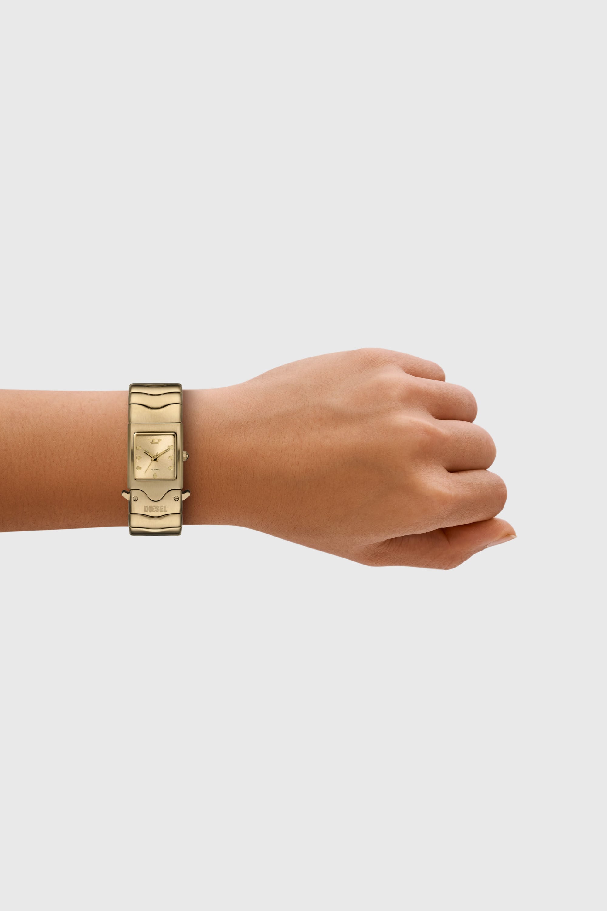 Diesel - DZ2223, Unisex's Diesel Closer Three-Hand Gold-Tone Stainless Steel Watch in Gold - 4
