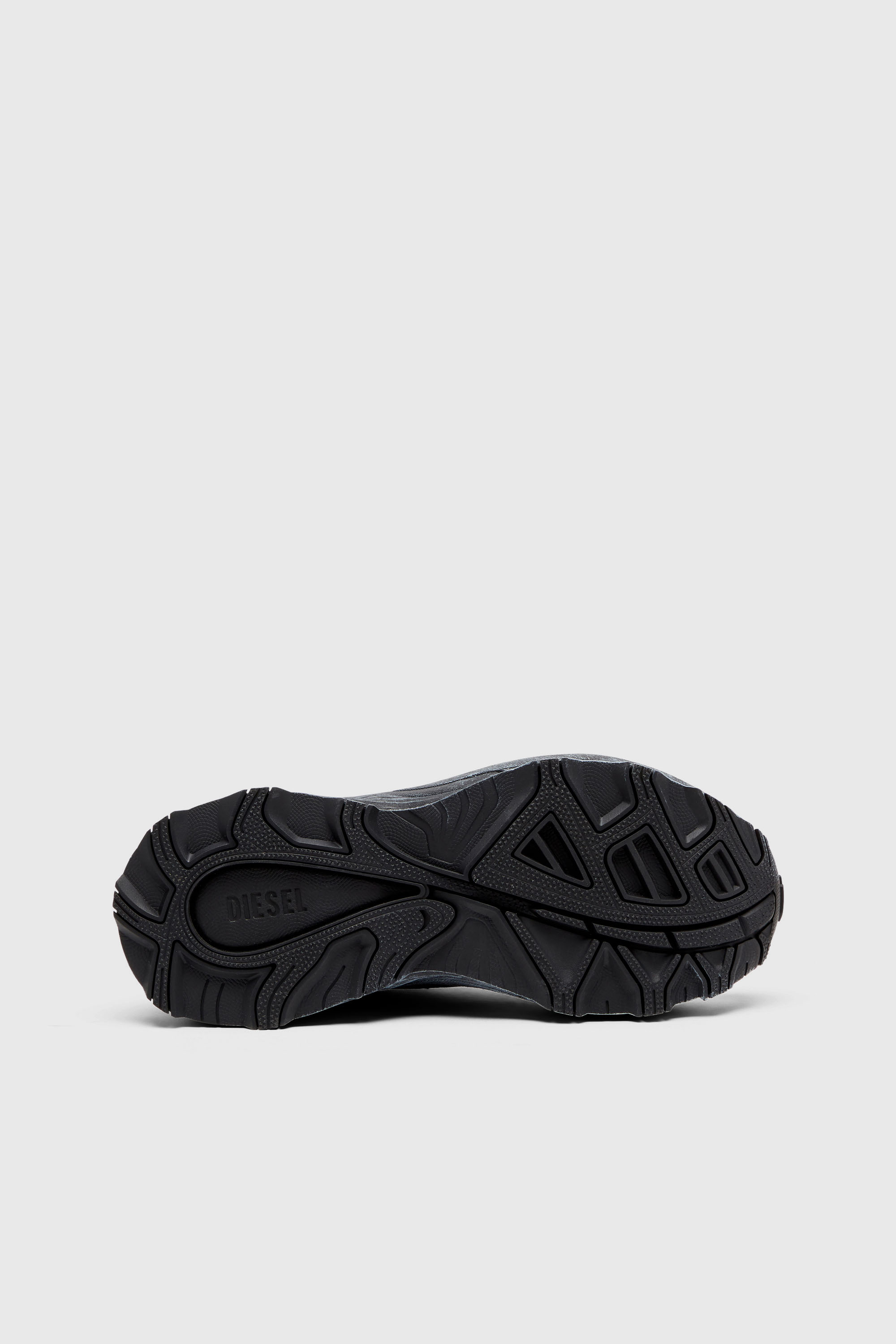 Diesel - D-CAGE RUNNER, Man's D-Cage-Distressed chunky sneakers in ripstop in Black - 5