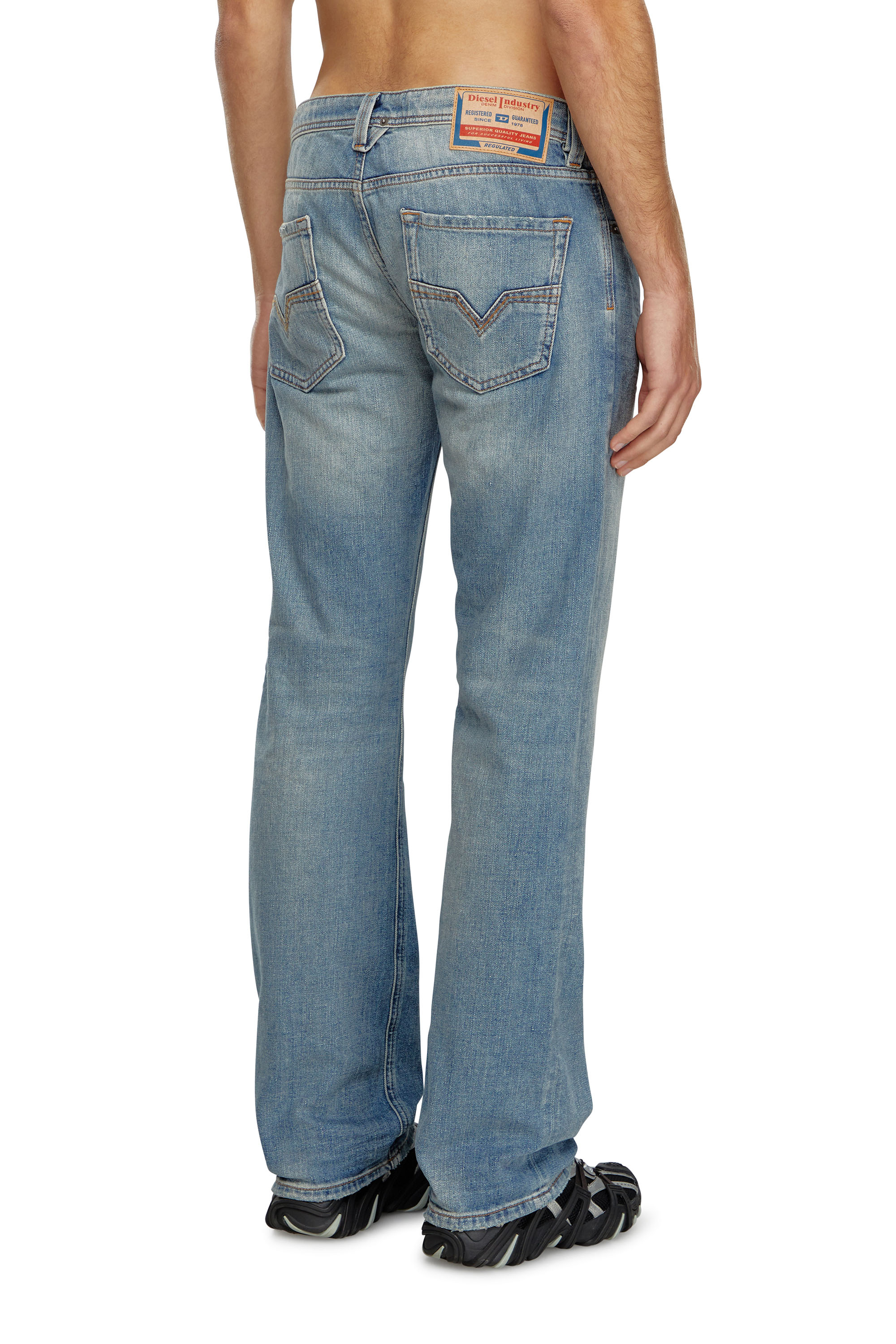 Diesel - Man Straight Jeans 1985 Larkee 0GRDN, Light Blue - Image 3