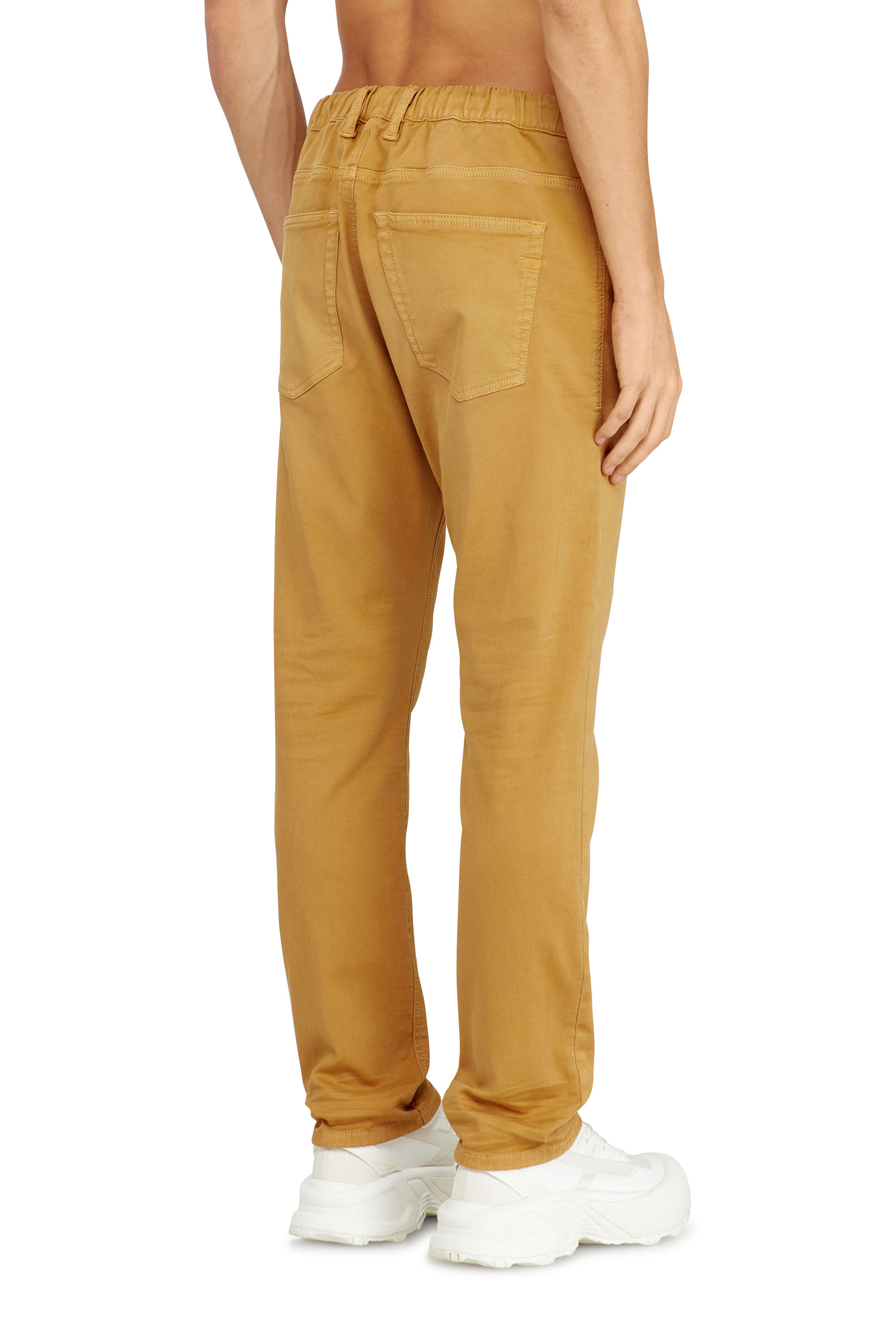 Diesel - Man's Regular 2032 D-Krooley-BW Joggjeans&reg; 0670M, Beige - 4